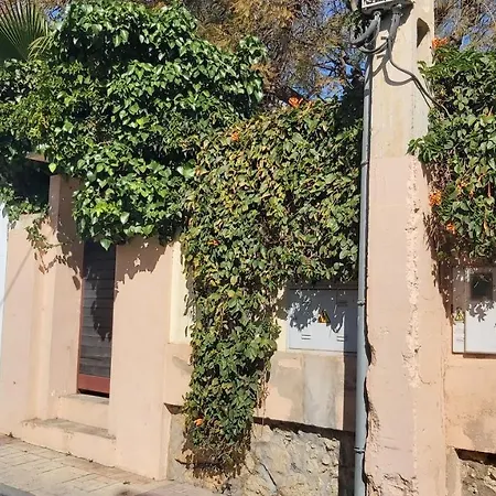 Del Parque Flats Pina