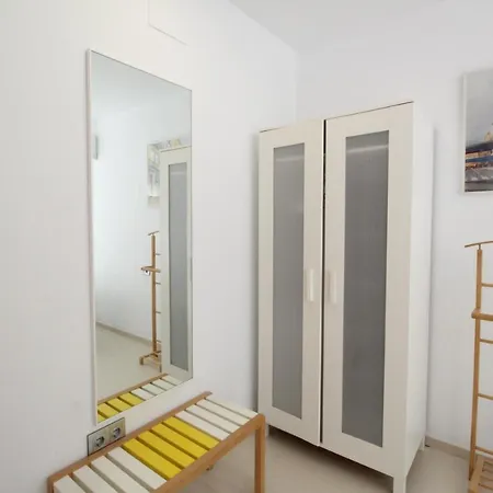 Del Parque Flats Pina Apartment *